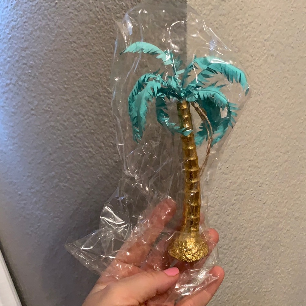 Beach ornaments